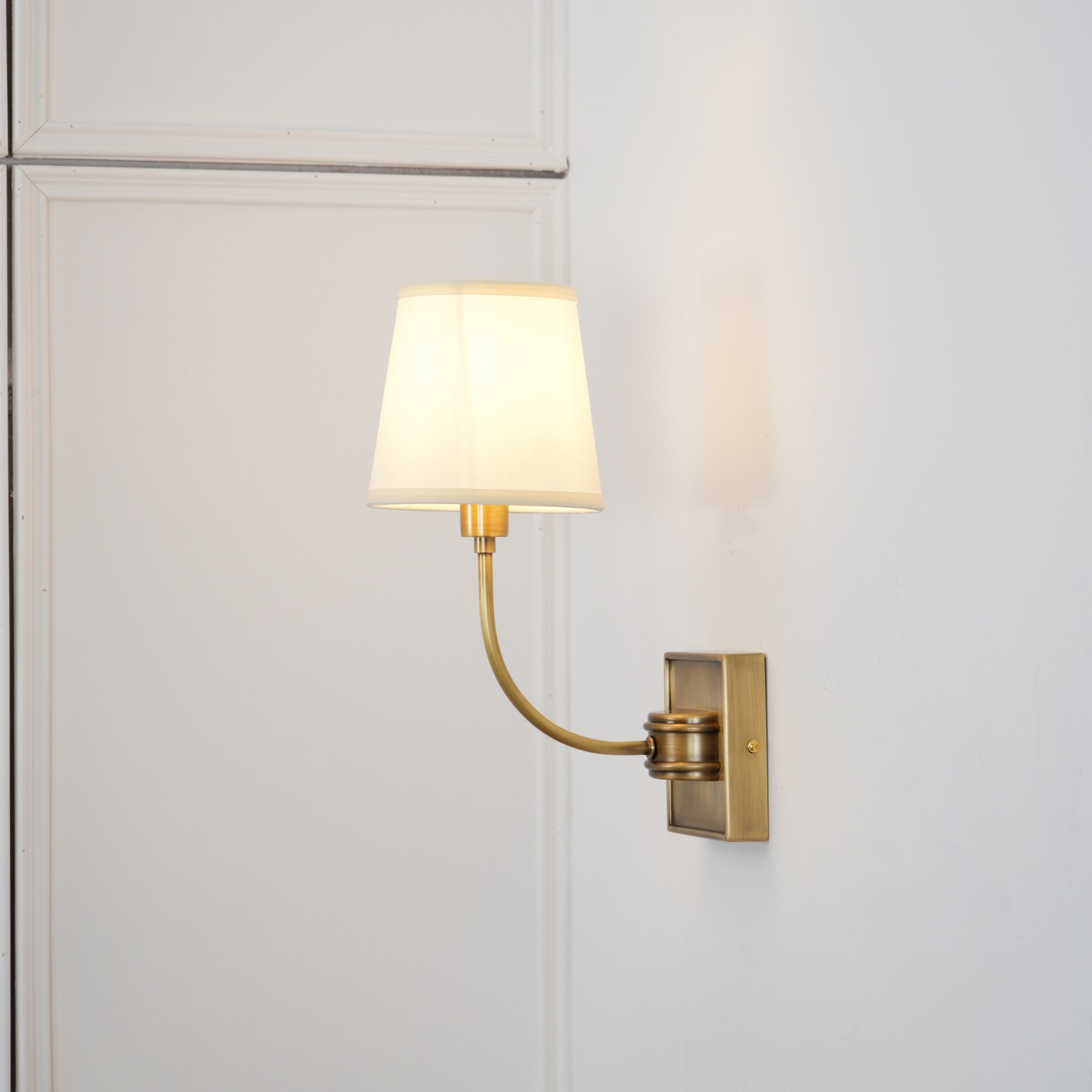 Victor Wall Lamp Black Bronze Fabric | ventumra