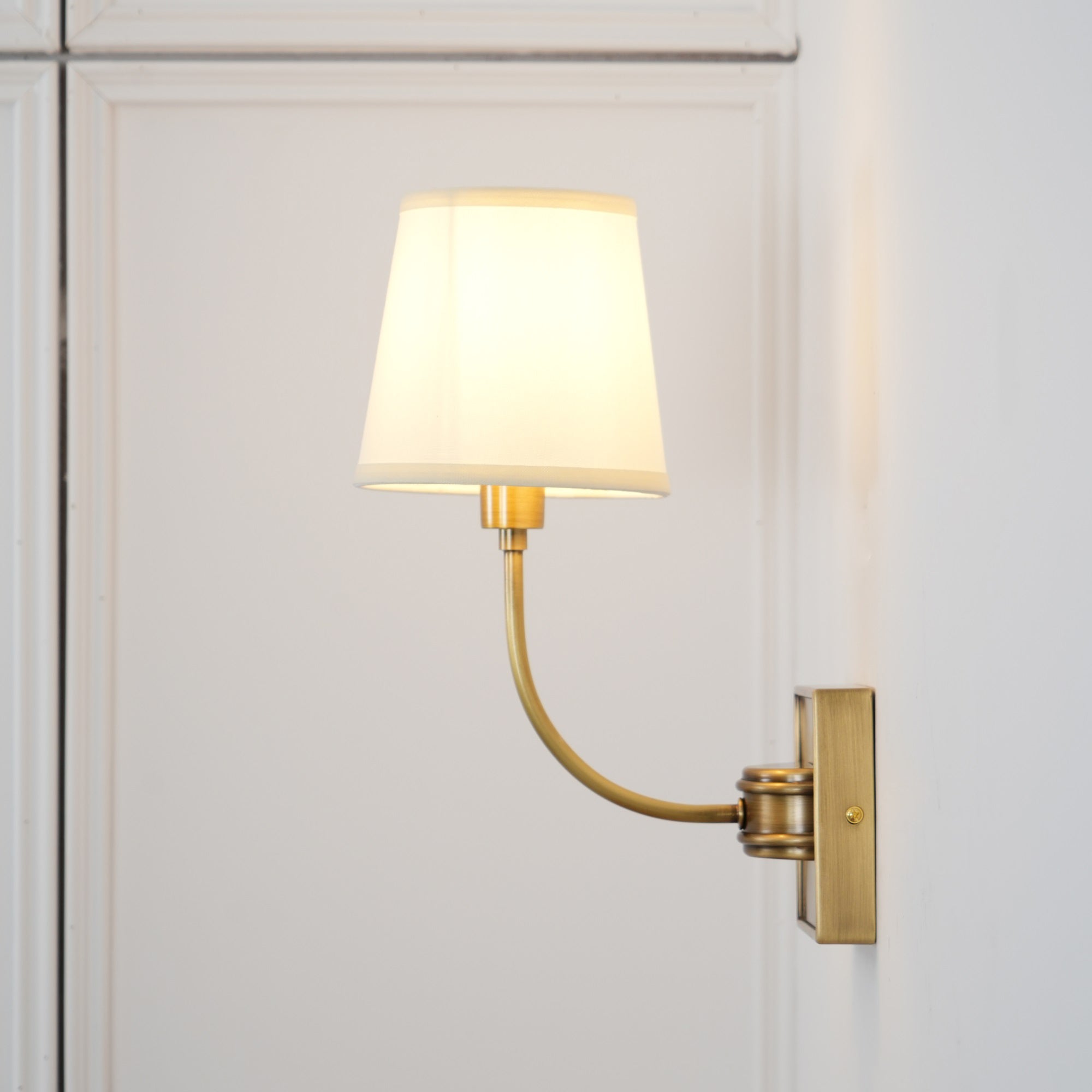 Victor Wall Lamp Black Bronze Fabric | ventumra