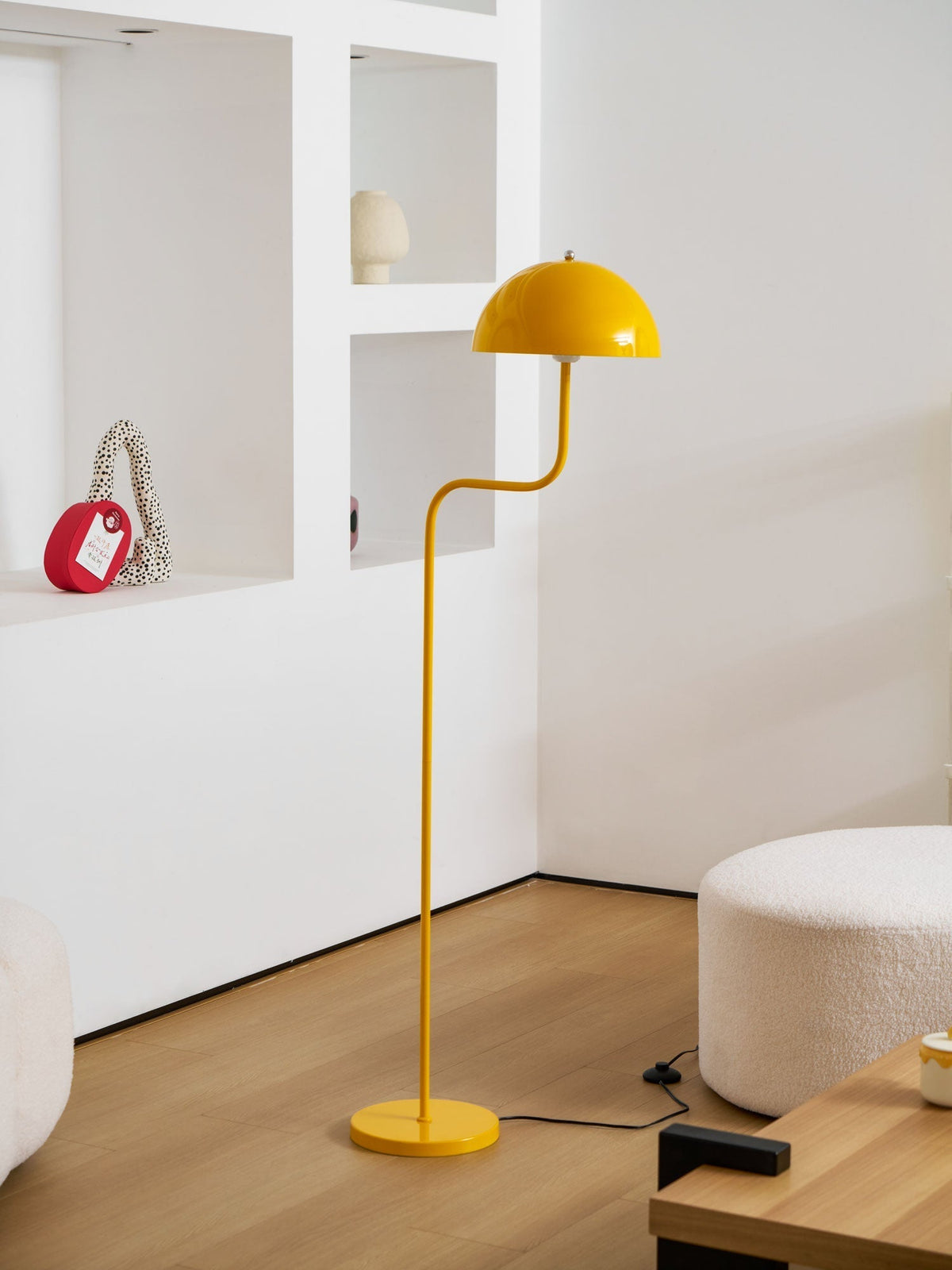 Arc Stem Dome Floor Lamp | Ventumra