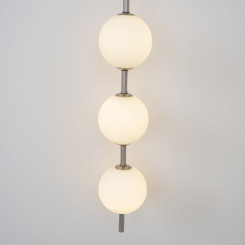 Cerin Vertical Globe Wall Lamp | ventumra