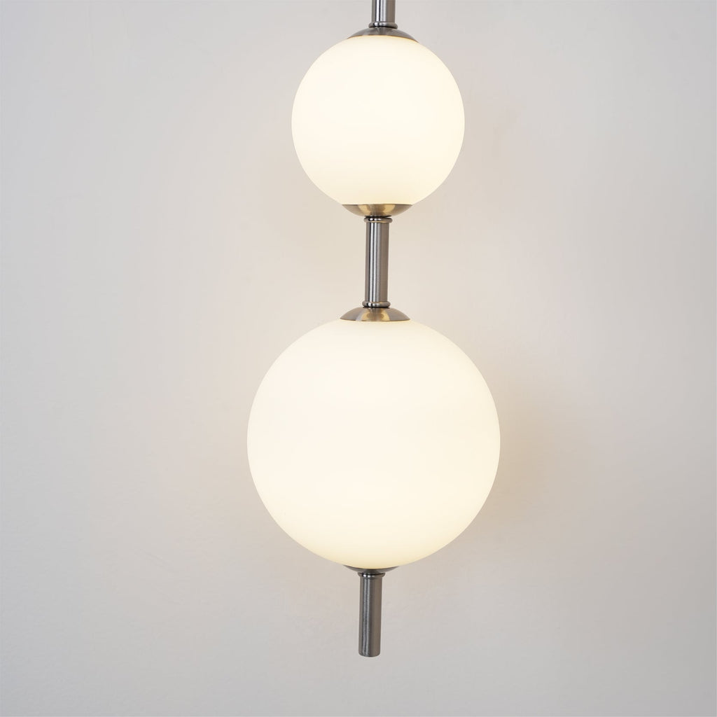 Cerin Vertical Globe Wall Lamp | ventumra