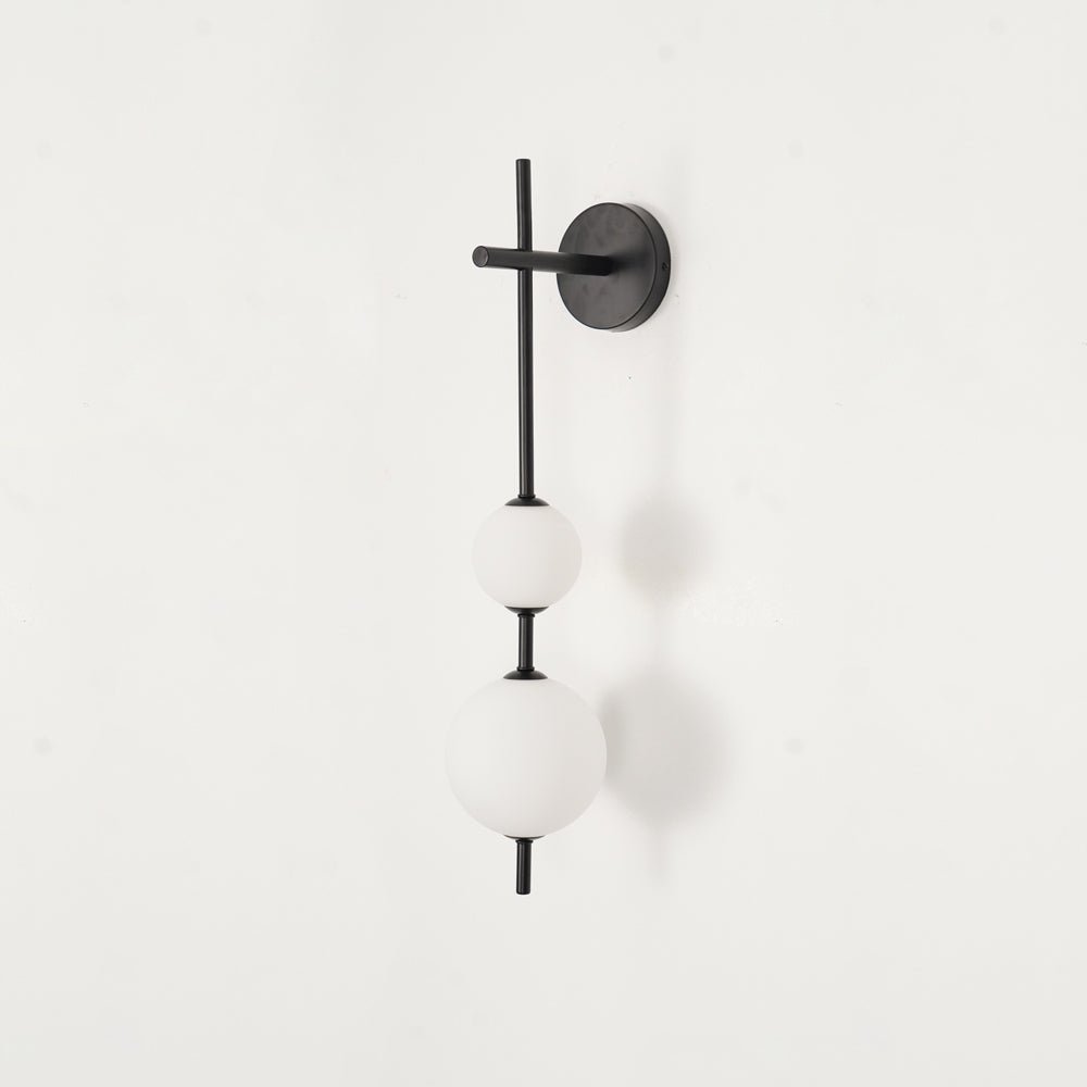 Cerin Vertical Globe Wall Lamp | ventumra