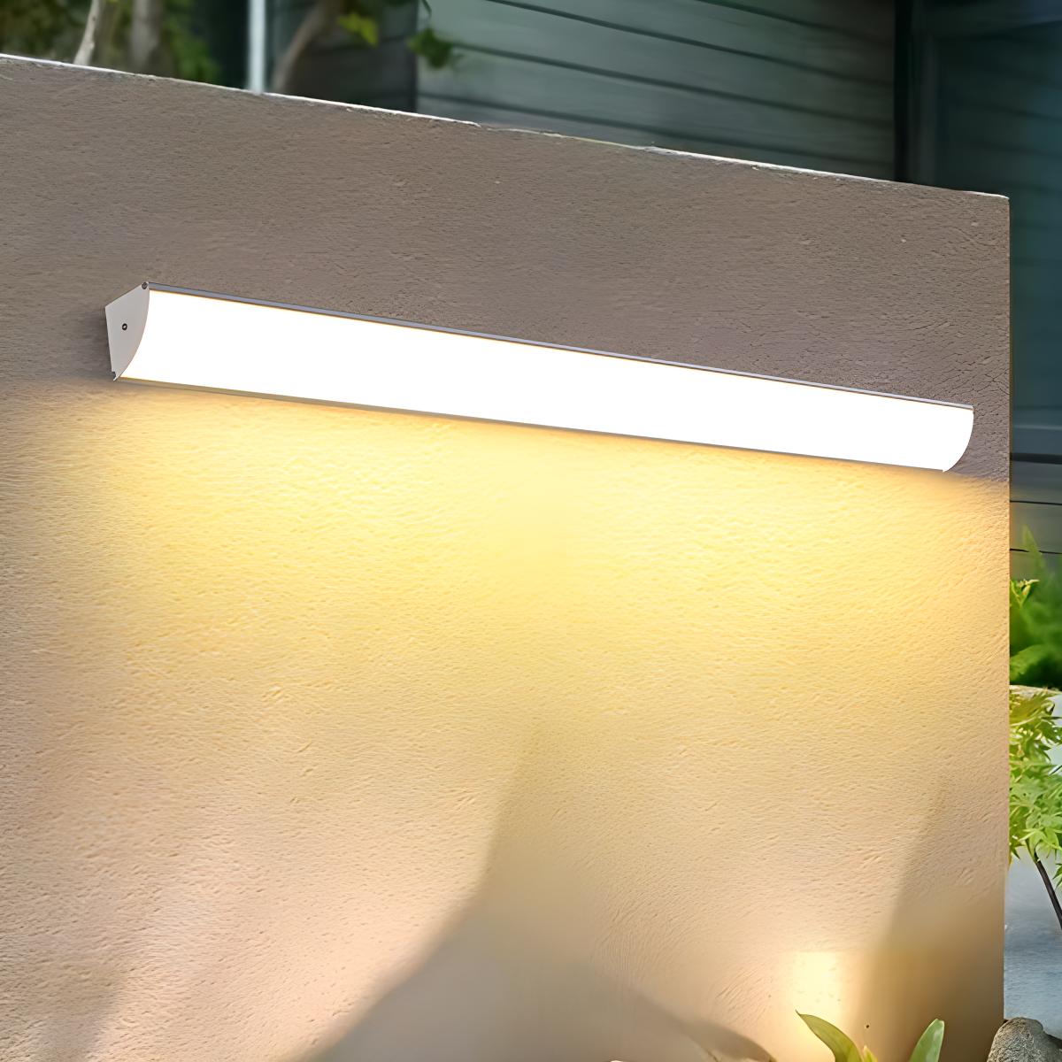 Weatherproof Exterior Wall Light for Outdoor Spaces | Ventumra