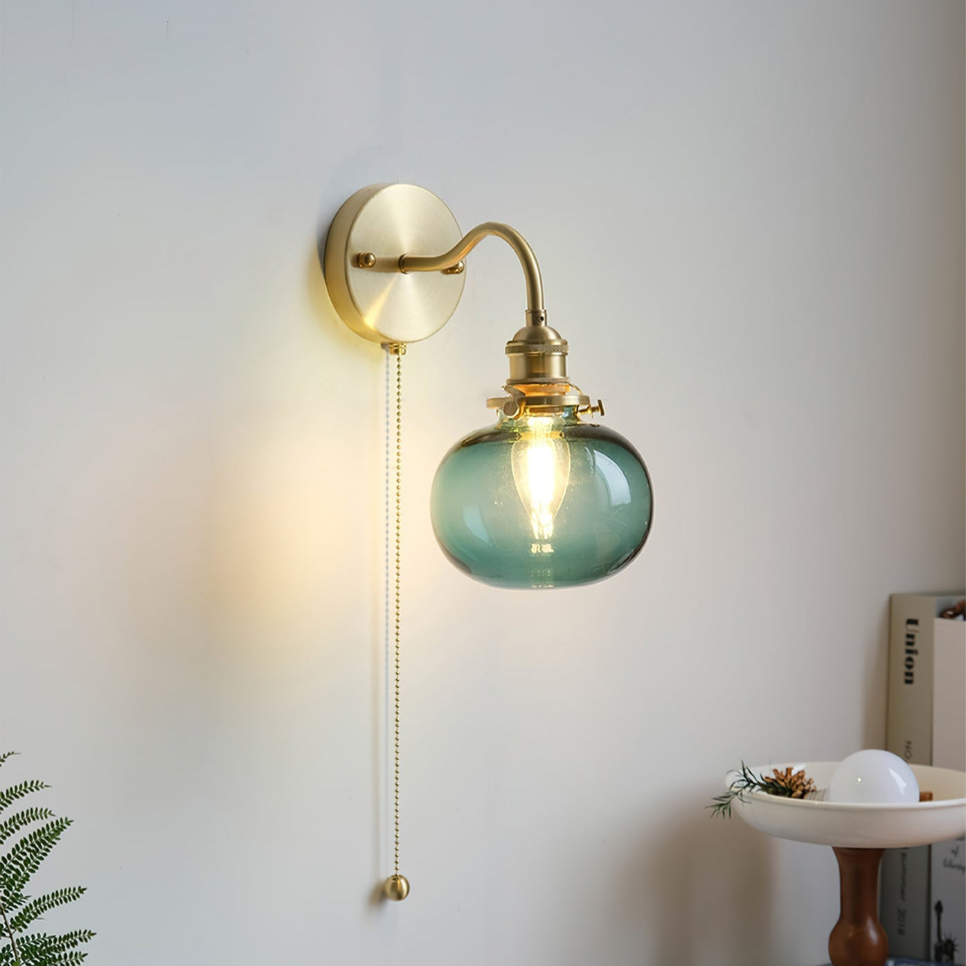 June Vintage Glass Wall Lamp | ventumra