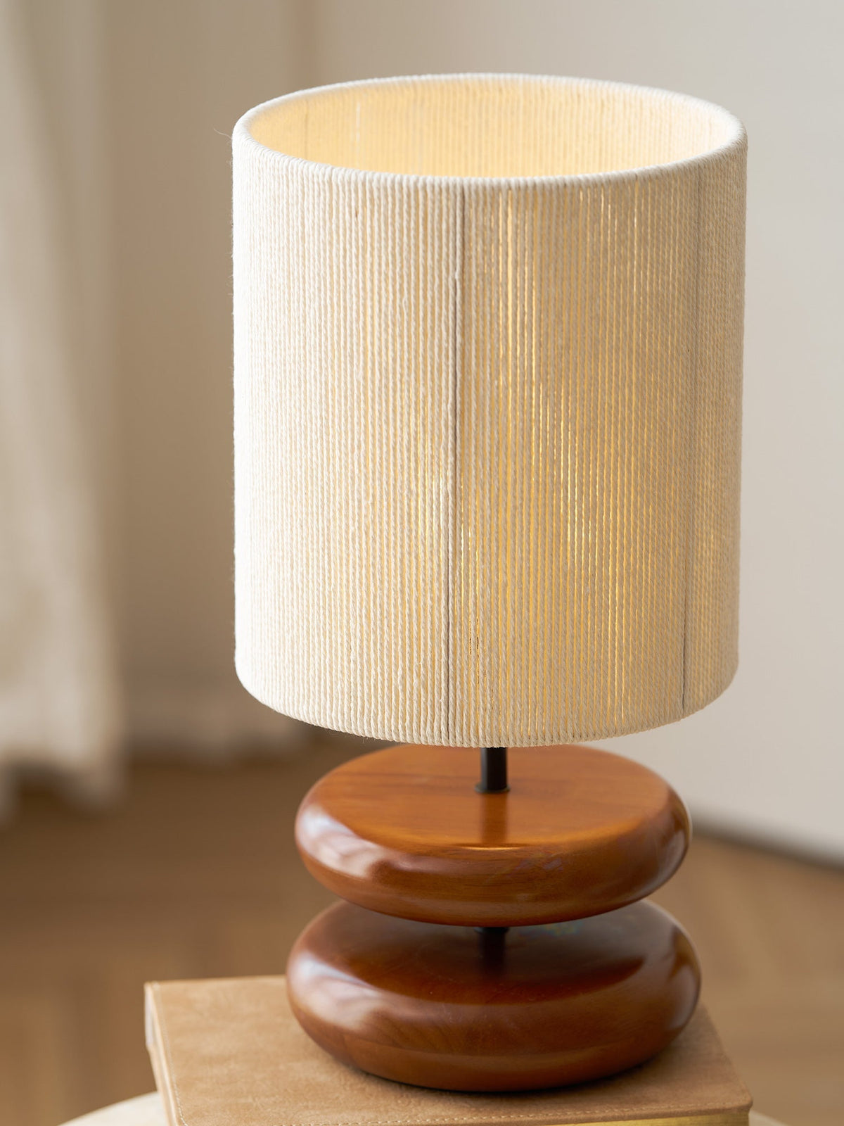 Stolní lampa Laurent na podstavci | Ventumra