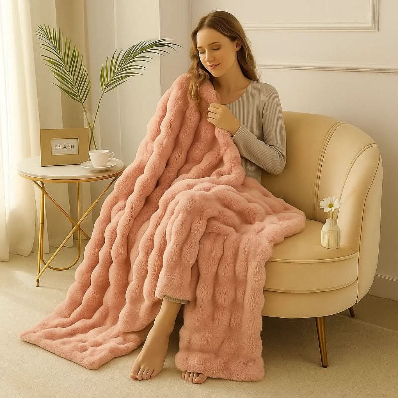 Lekki koc CozyNest — niezwykle miękka konstrukcja dwuwarstwowa