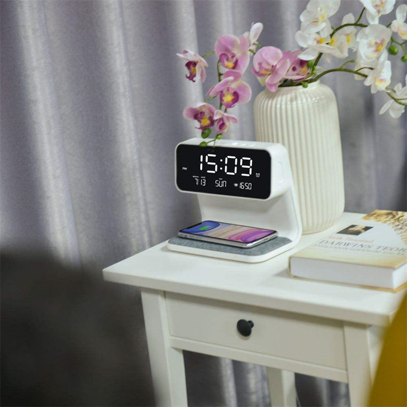 Solivon 3-in-1 Bed Lamp With Wireless Charger And LCD Alarm