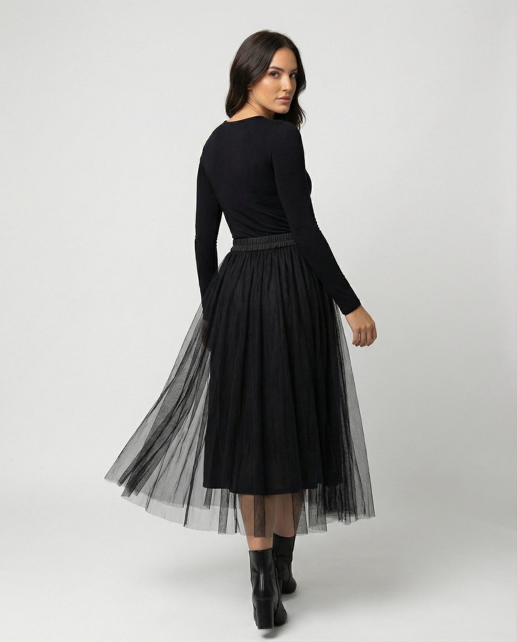 Elegant High-Waist Maxi Skirt | ventumra