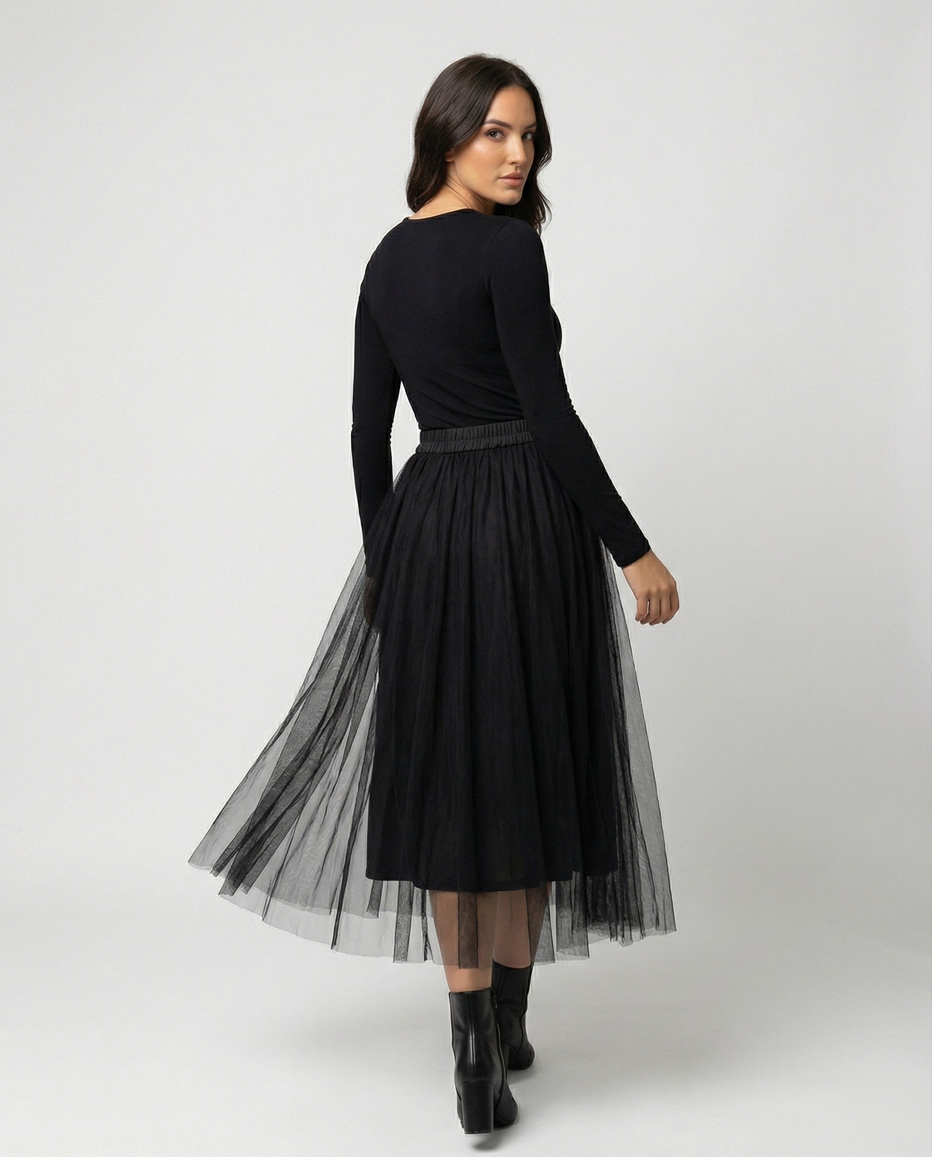 Elegant High-Waist Maxi Skirt | ventumra