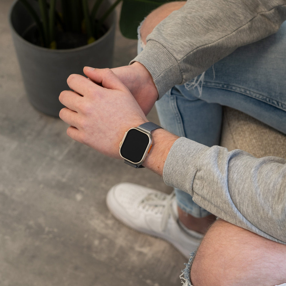 Bracelet milanais pour Apple Watch Edition en gris sidéral | Ventumra