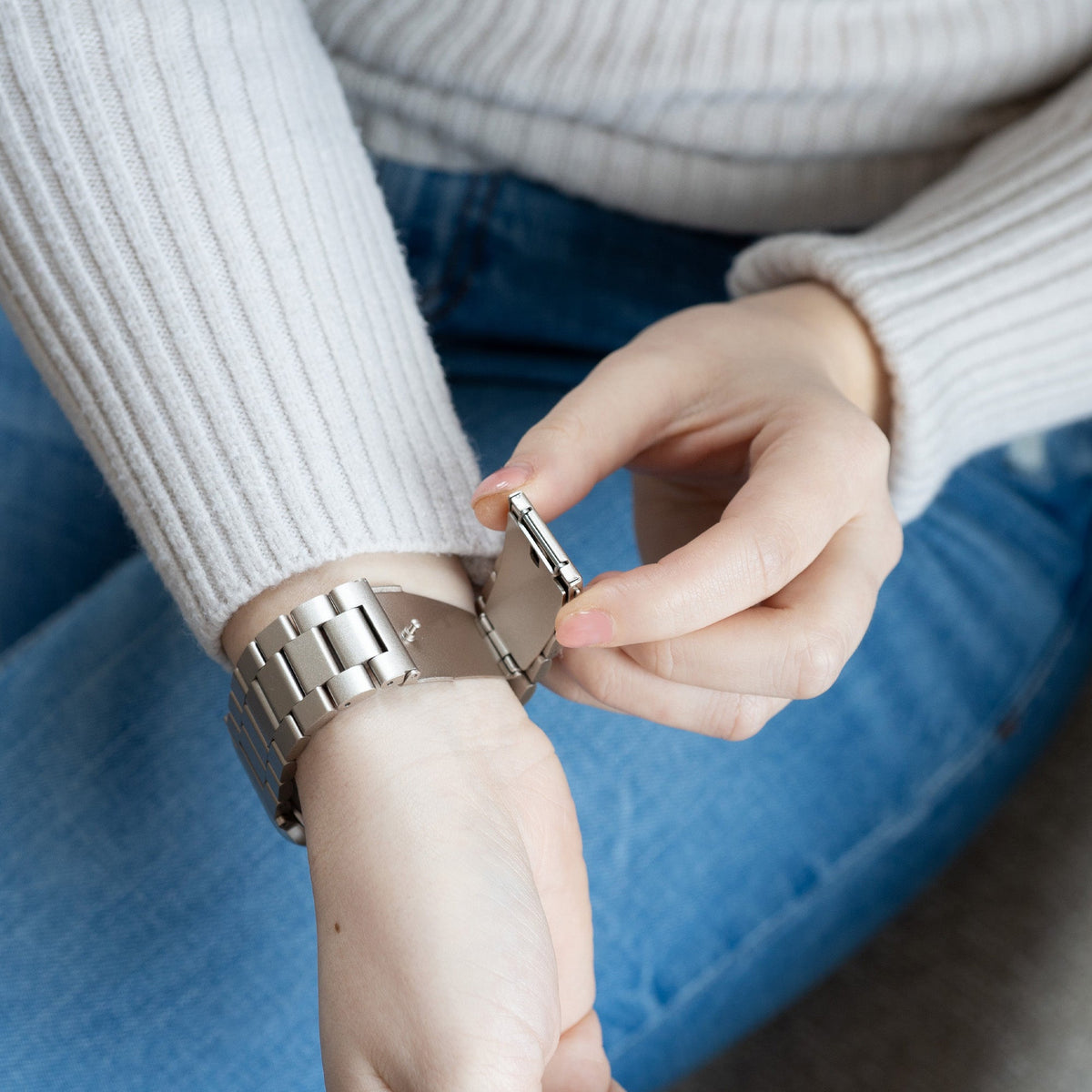 Μπρασελέ για Apple Watch σε φινίρισμα Starlight με ασφαλές κούμπωμα | Ventumra