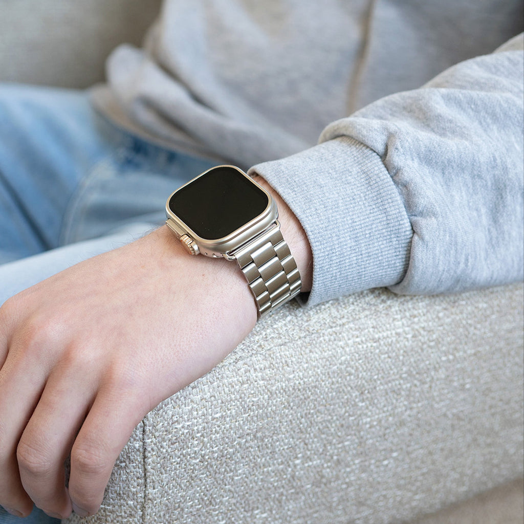 Apple Watch Stainless Steel Band With Silver Finish For Apple Watch | Ventumra