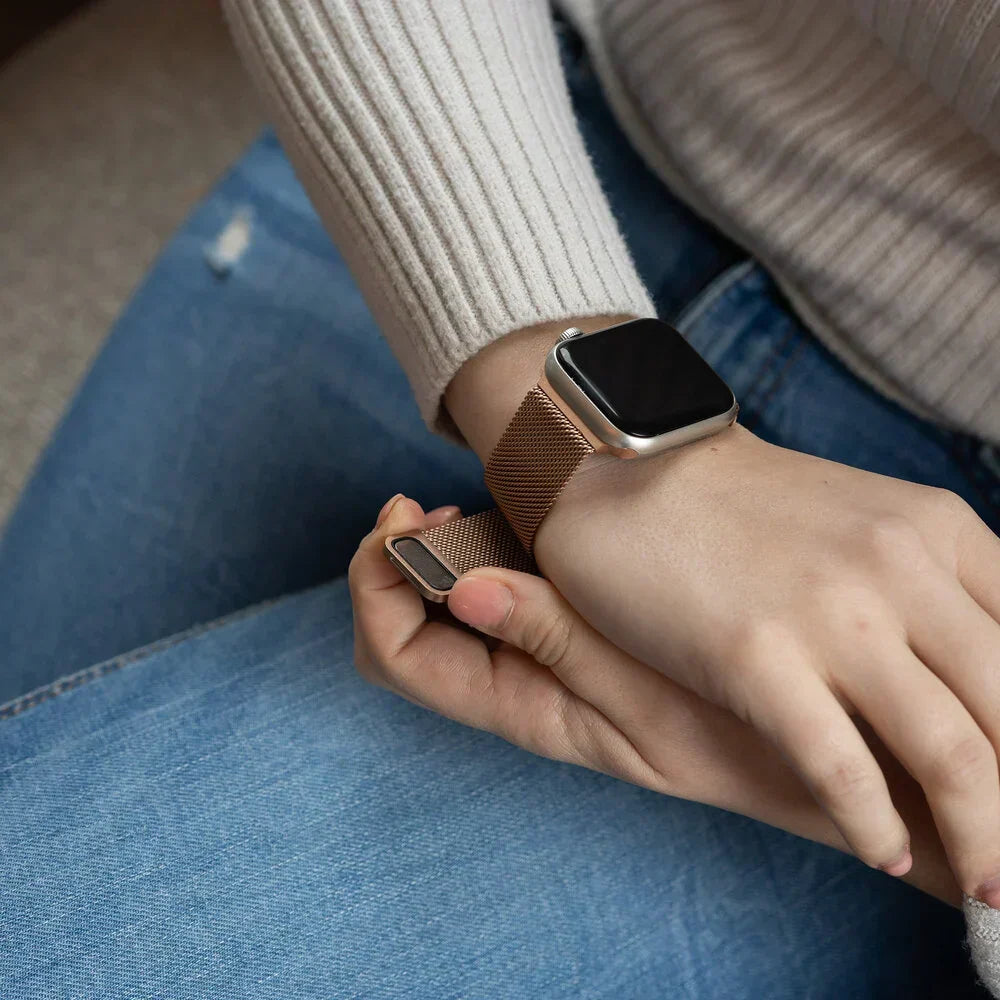 Rózsaarany tónusú milánói szíjas kiadás Apple Watchhoz – mindennapi stílus | Ventumra