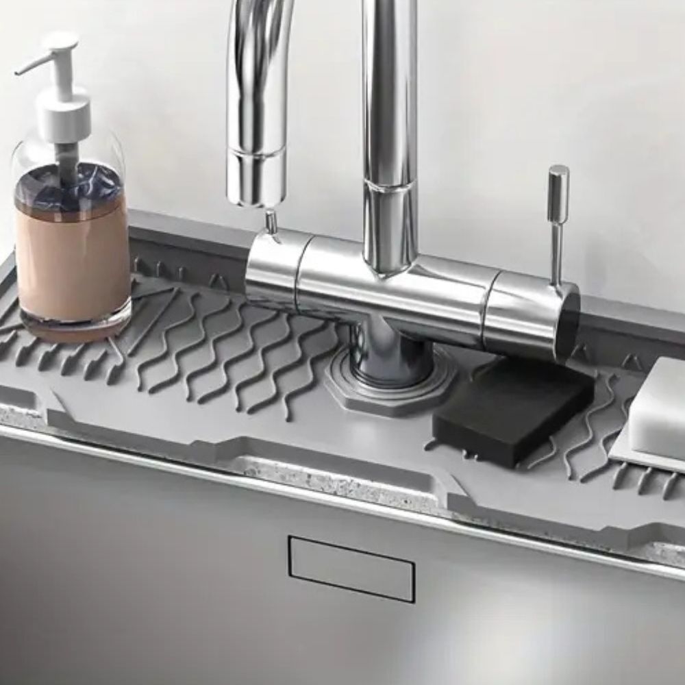 Tilted Rubber Faucet Mat for Sink Drainage | ventumra