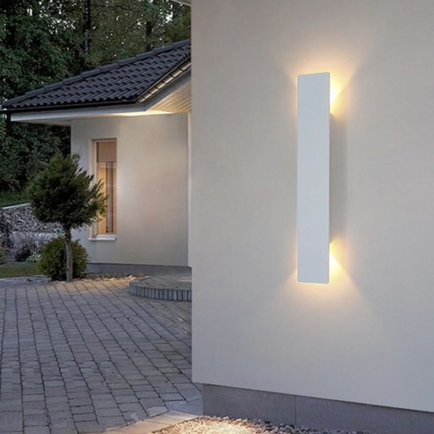 AstraGlow LED-Wandleuchte — wasserdicht, nach IP65 zertifiziert, geringer Stromverbrauch