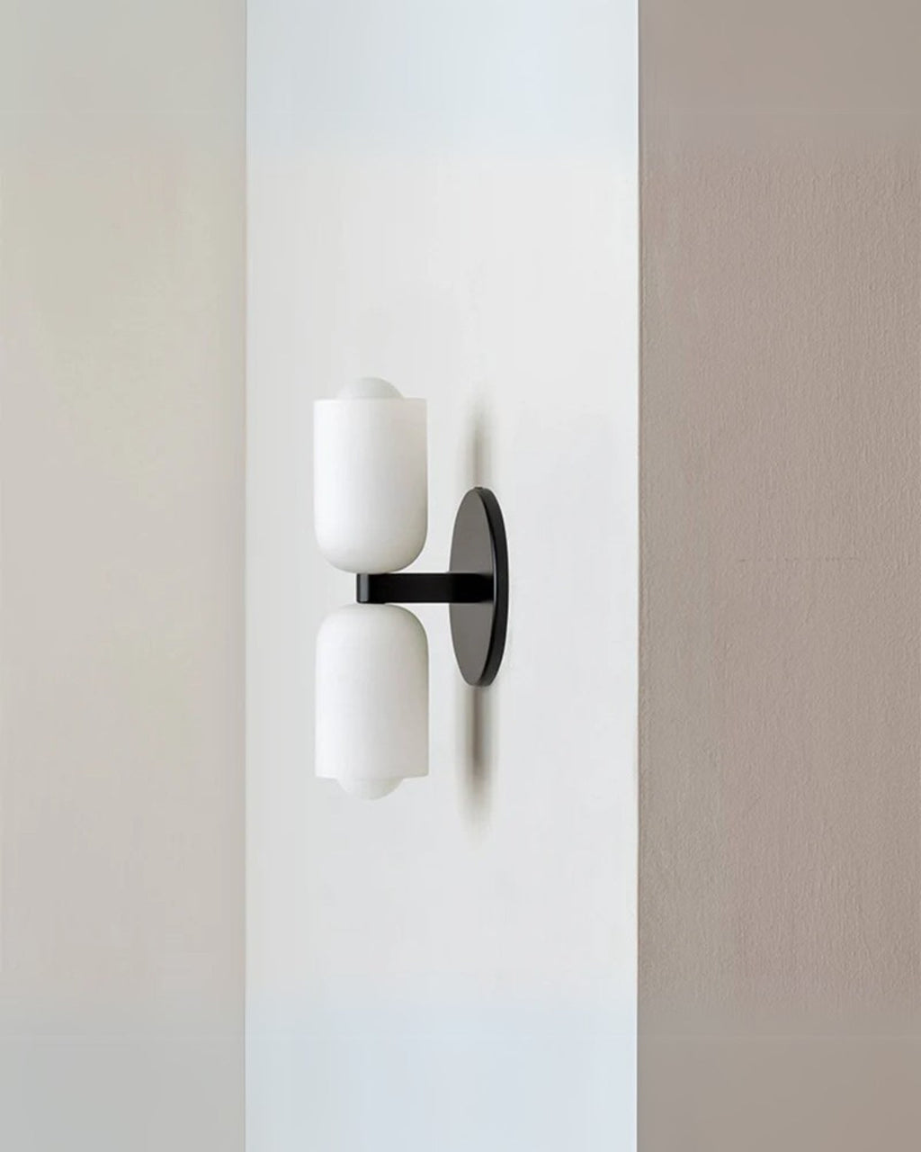 LumiStar Wall Lamp with Star Projection for Ambient Lighting