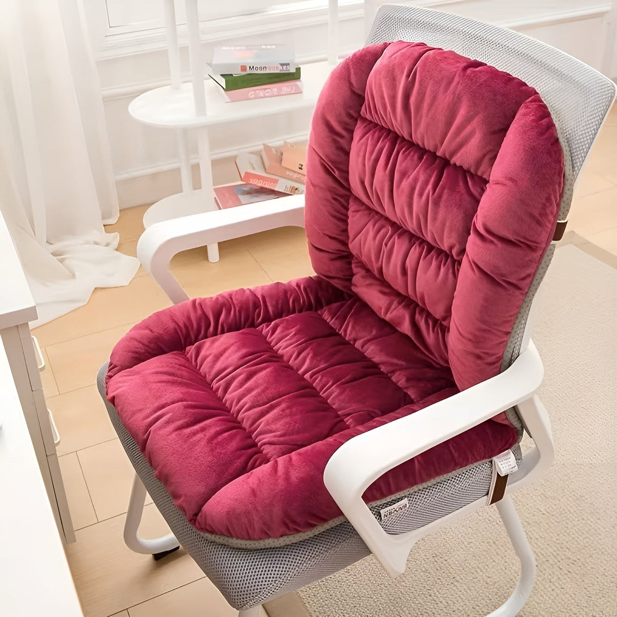 Pernă de șezut confortabilă cu spătar - design pentru susținere