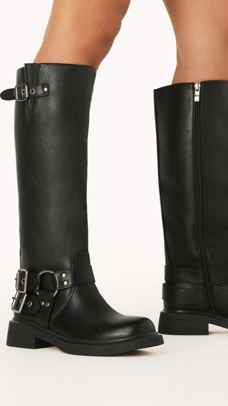 Cool Black Combat Boots - Aris | ventumra