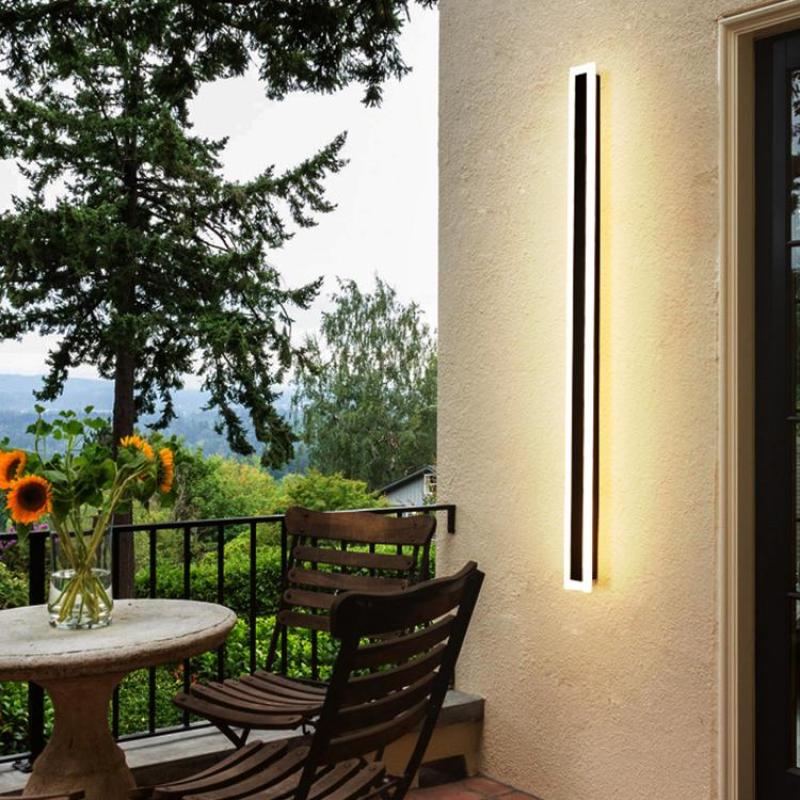 Vynn Linear Outdoor Wall Lamp | ventumra