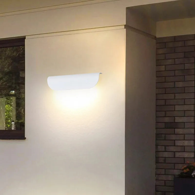 Ray Modern Outdoor Wall Lighting, Waterproof, Curved | ventumra