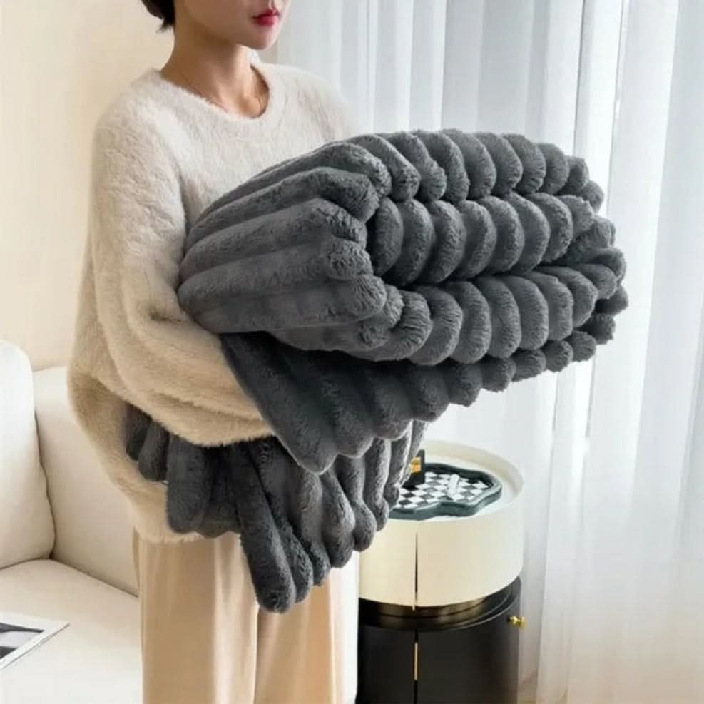 NimbusNest Kuschelige Wohndecke – Weiche Textur, stilvolles Design