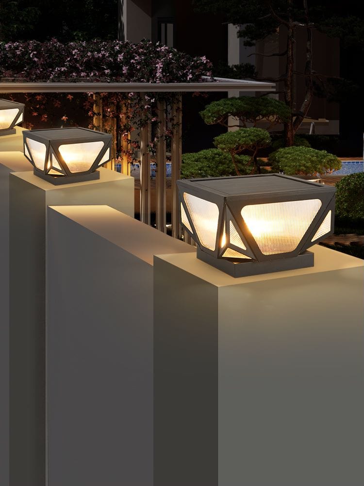 Veltrique Geometric Gate Pillar Light | Ventumra