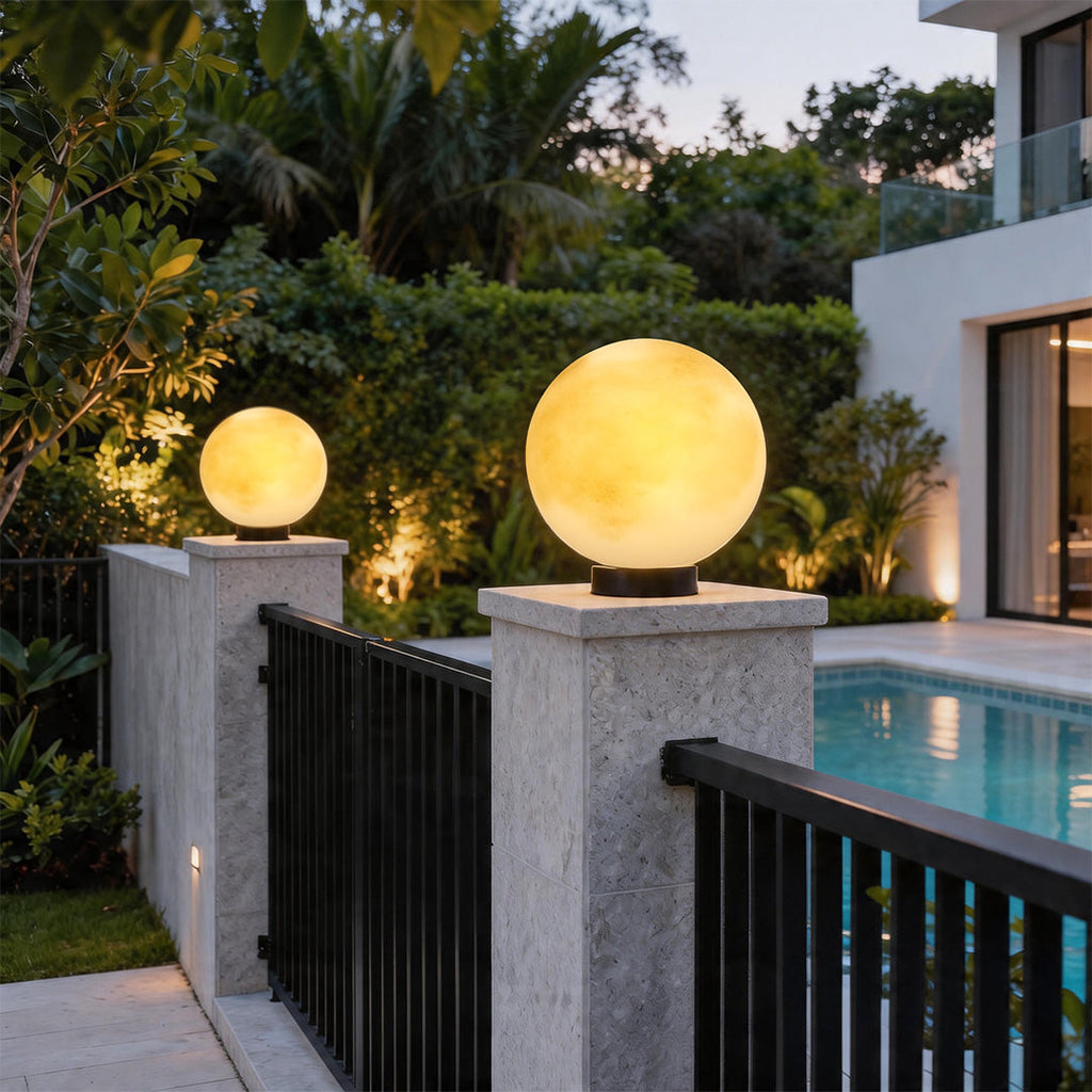Artemis Moon Globe Post Light | Ventumra