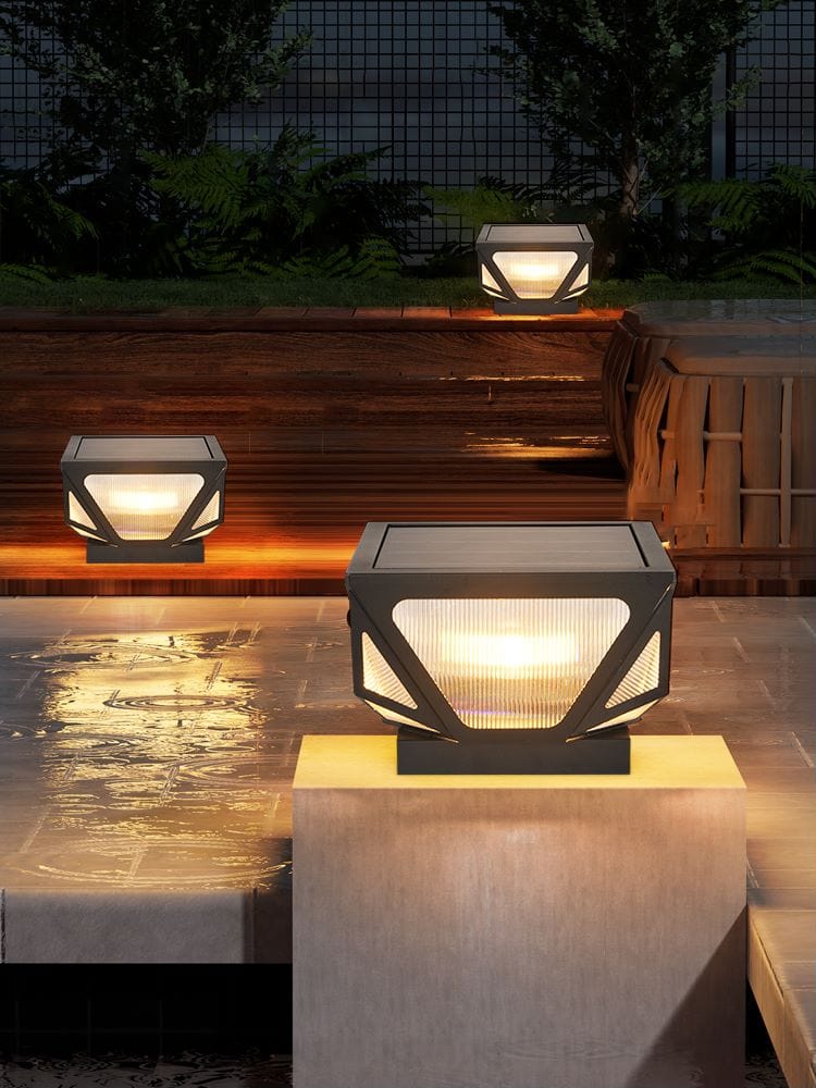 Veltrique Geometric Gate Pillar Light | Ventumra