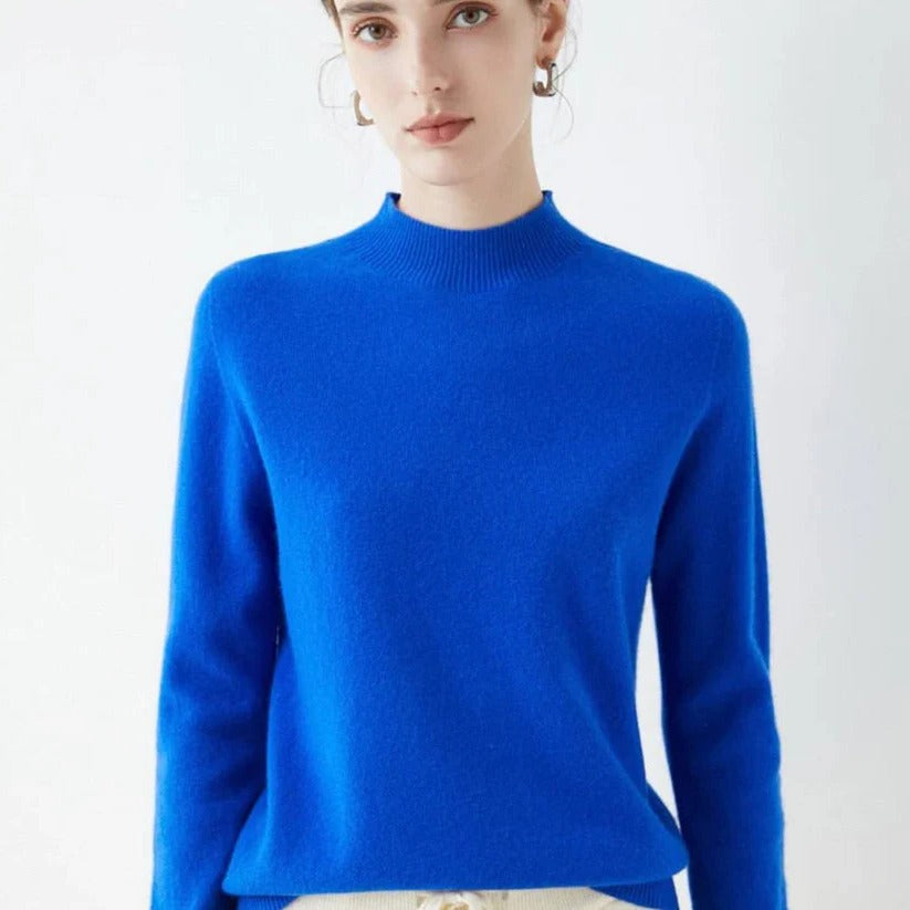 Elegant Cashmere Sweater — Lightweight Comfort for Cold Days