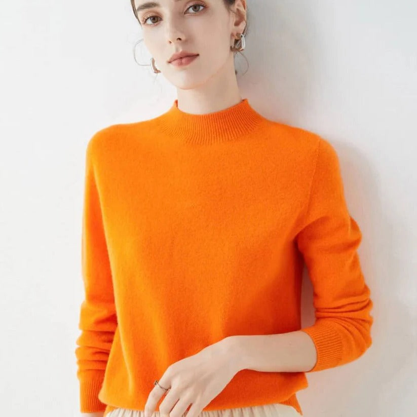 Elegant Cashmere Sweater — Lightweight Comfort for Cold Days