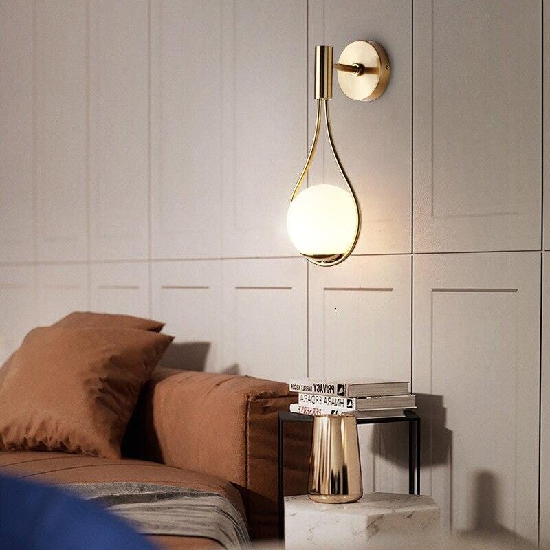 SolaraDrop Nordic Golden Lamp with Modern Droplet Design