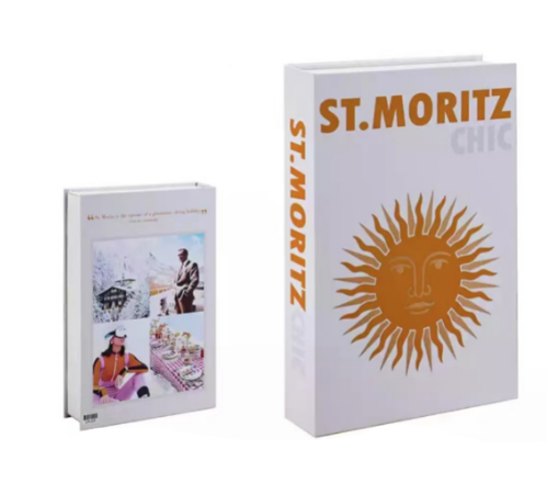Beaux livres décoratifs de voyage — 12 destinations inspirantes