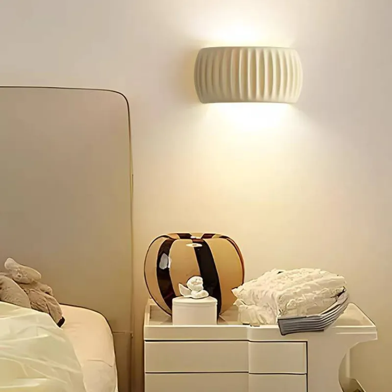 Aria Modern LED Indoor Wall Lamp Orange/Green Resin Bedroom | ventumra