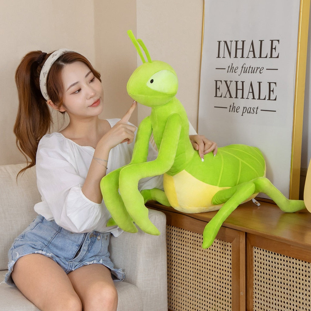 Niedliche Kawaii-Plüschfigur einer grünen Gottesanbeterin | ventumra