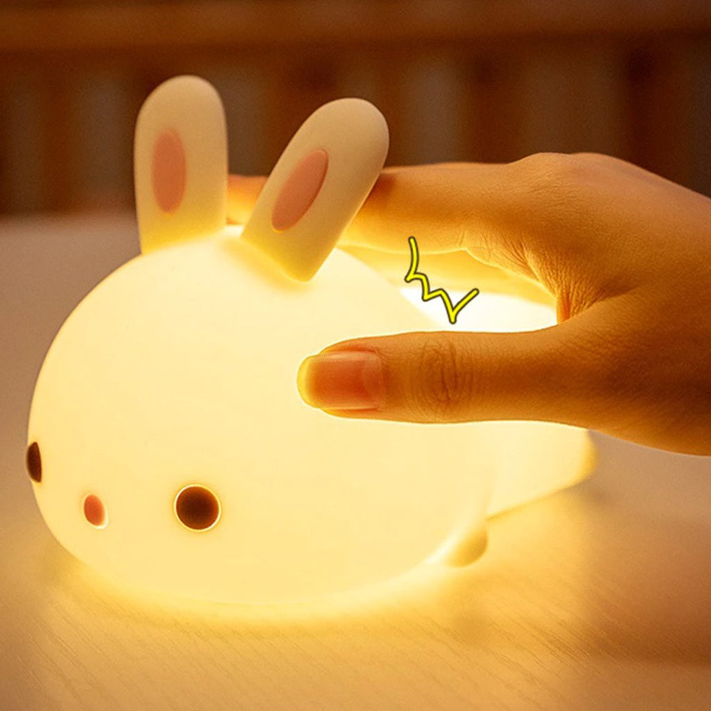 Luce notturna LED con gatto e coniglio sdraiati | ventumra