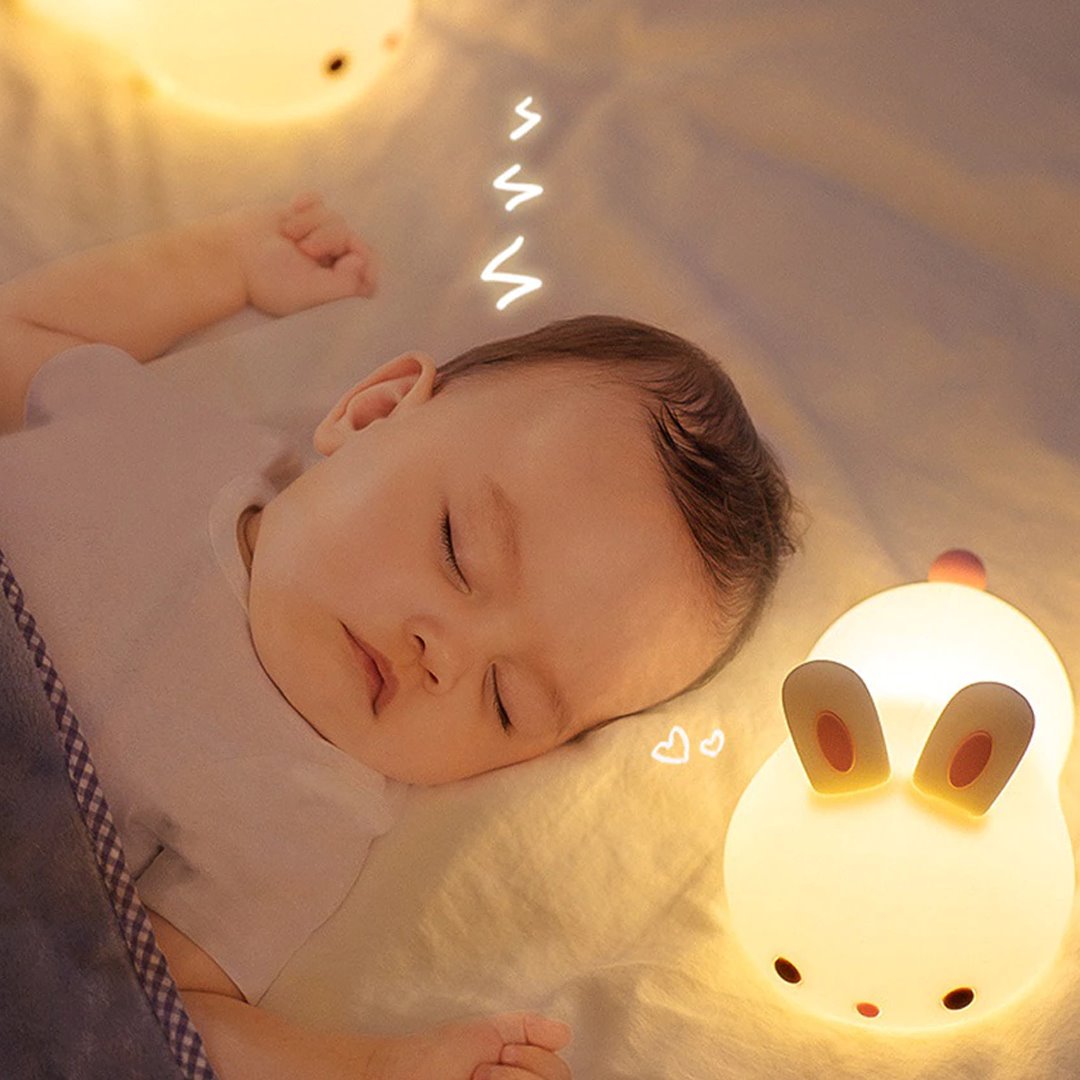 Luce notturna LED con gatto e coniglio sdraiati | ventumra