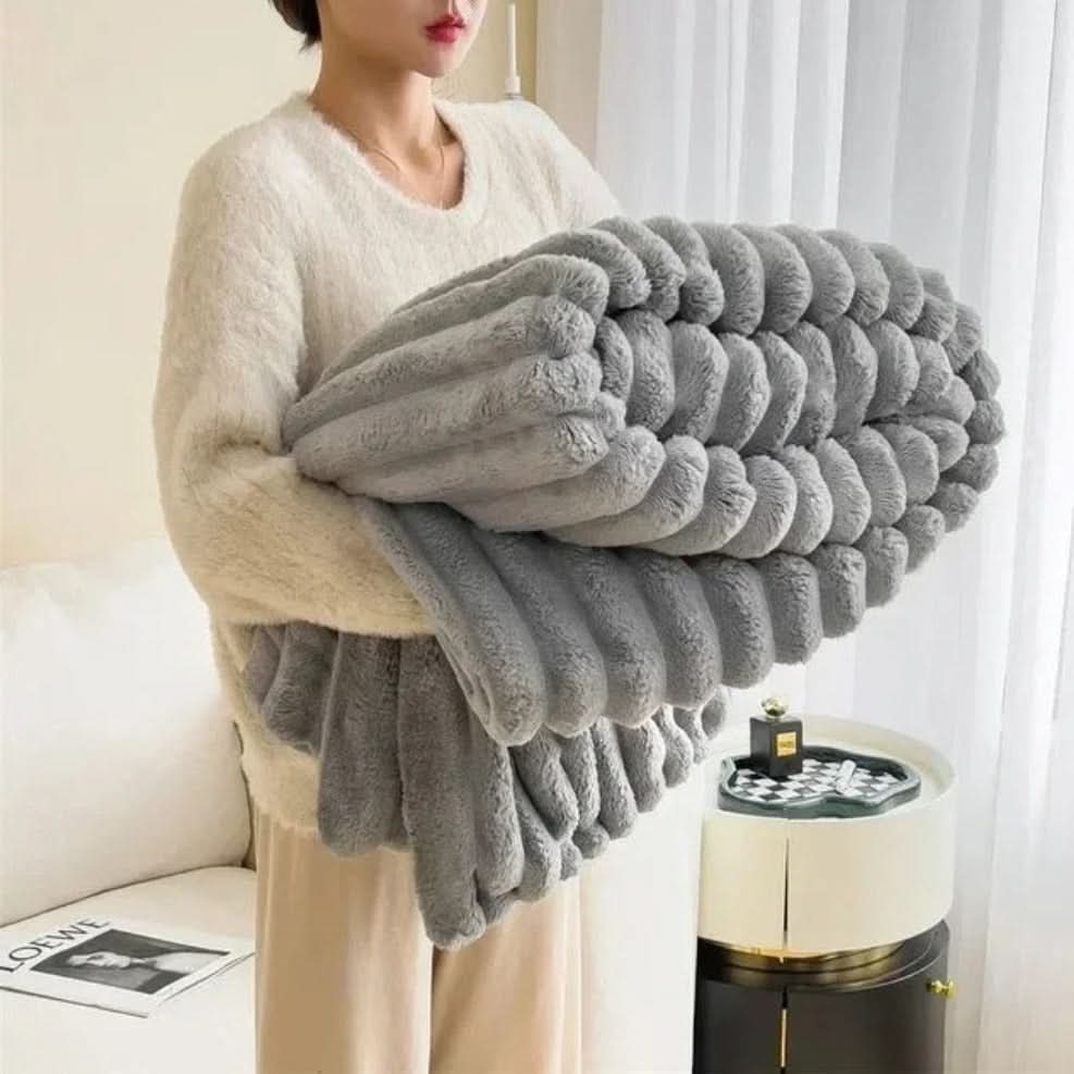 NimbusNest Kuschelige Wohndecke – Weiche Textur, stilvolles Design