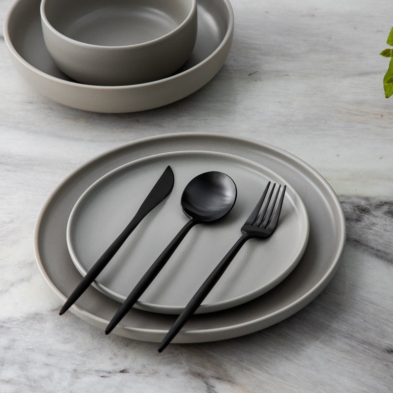 Elegant Flatware Set - Modern Dining Essentials | ventumra