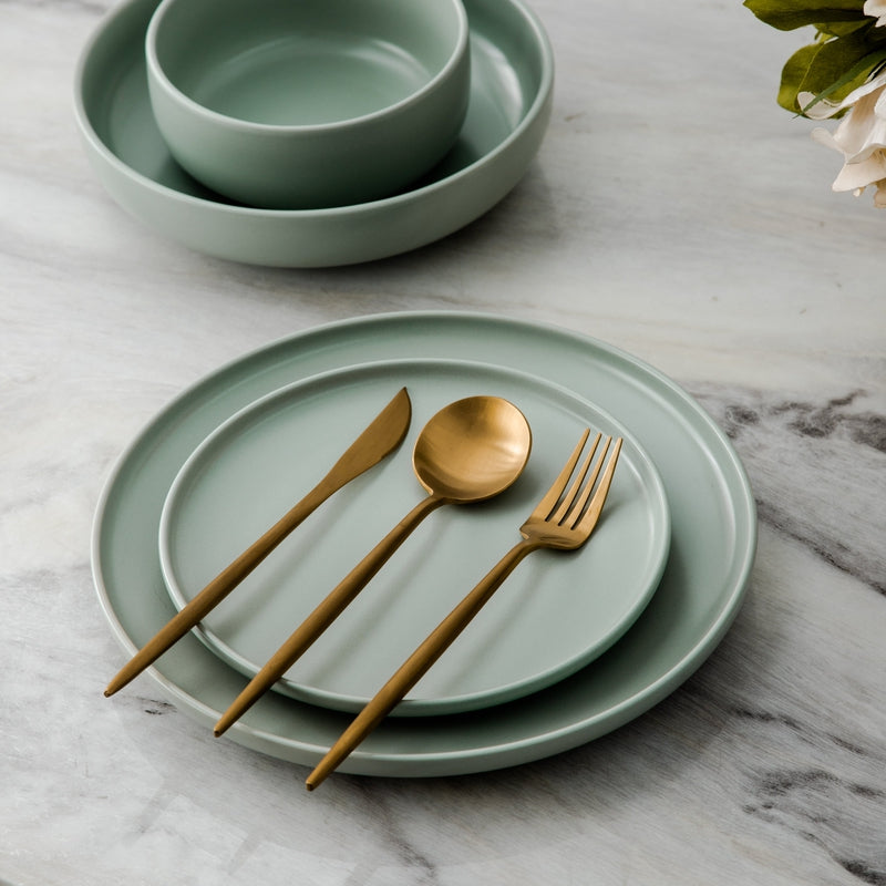 Elegant Flatware Set - Modern Dining Essentials | ventumra
