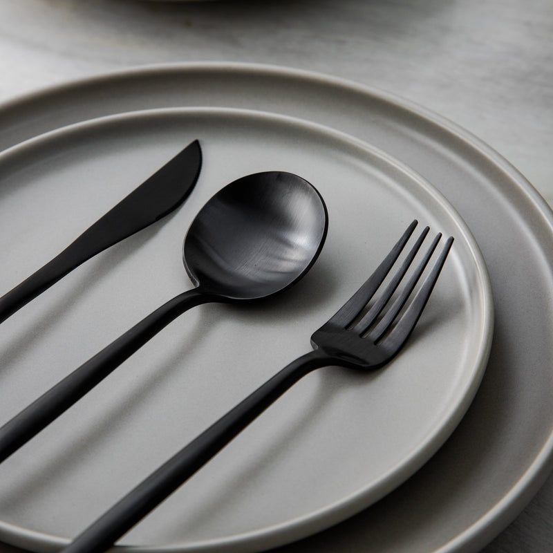 Elegant Flatware Set - Modern Dining Essentials | ventumra