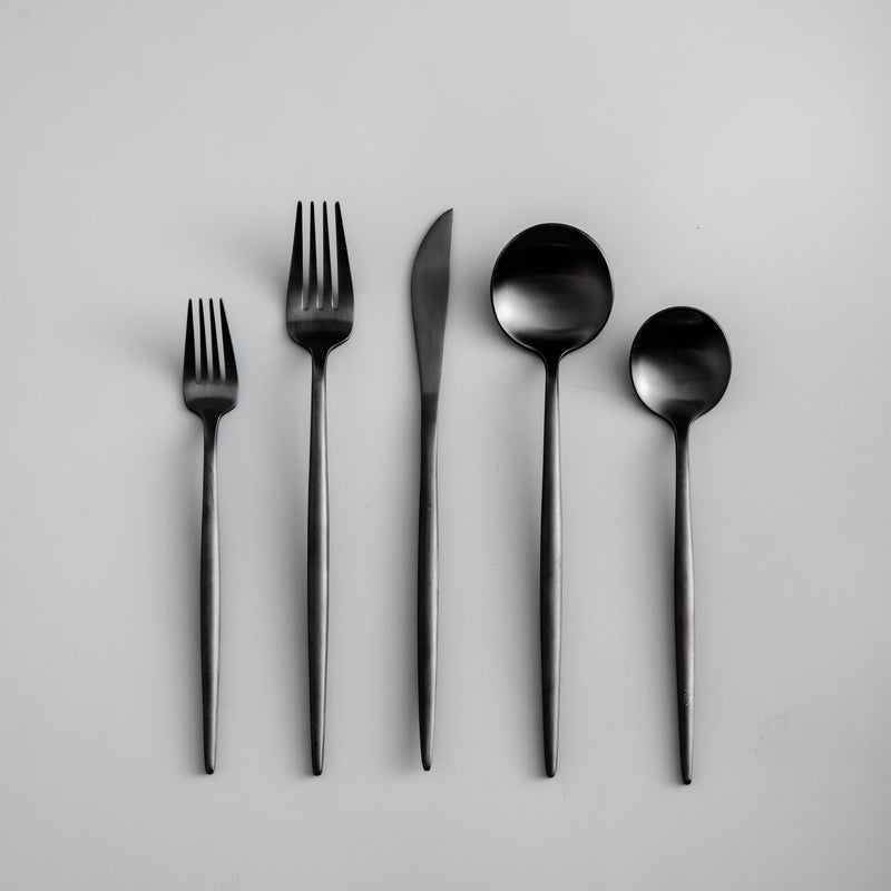 Elegant Flatware Set - Modern Dining Essentials | ventumra