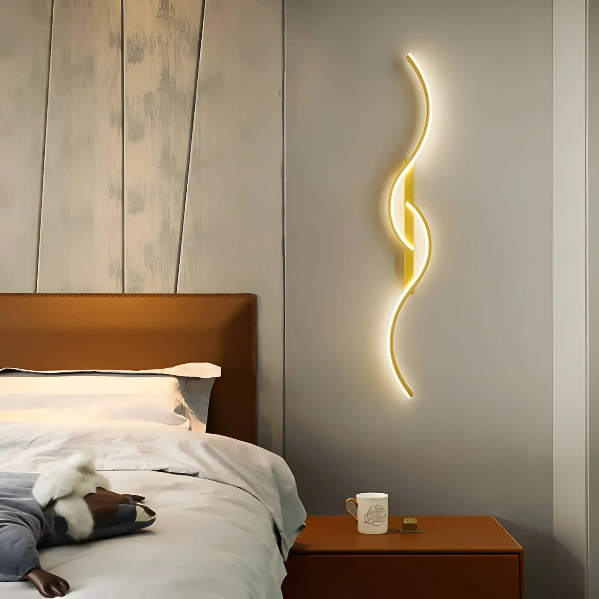 Contemporary Wave Wall Sconce for Ambient Indoor Light | ventumra