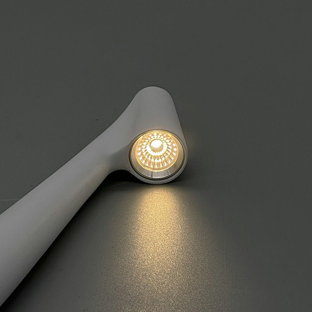 Lampe de table conique à tige inclinée | Ventumra