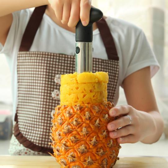 Stainless Steel Pineapple Corer and Slicer — Easy Fruit Prep