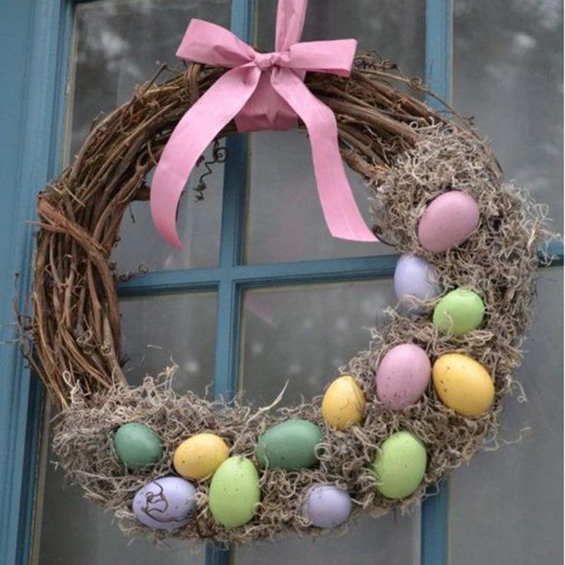 Easter DIY Wreath — Reusable Spring Holiday Decoration