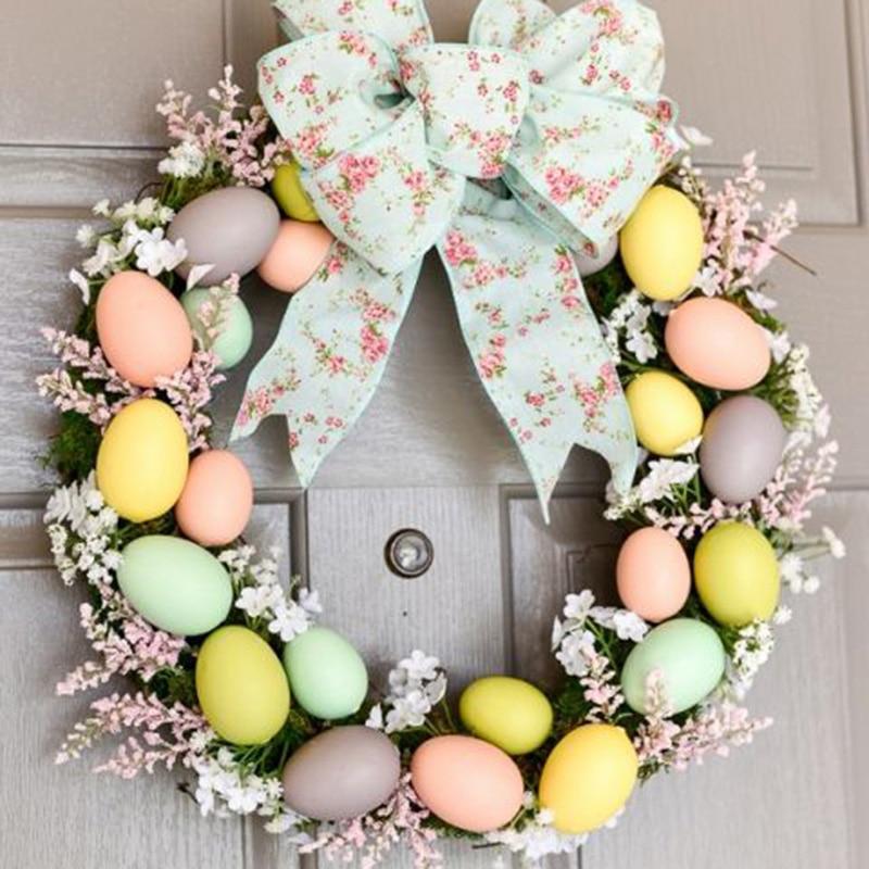 Easter DIY Wreath — Reusable Spring Holiday Decoration