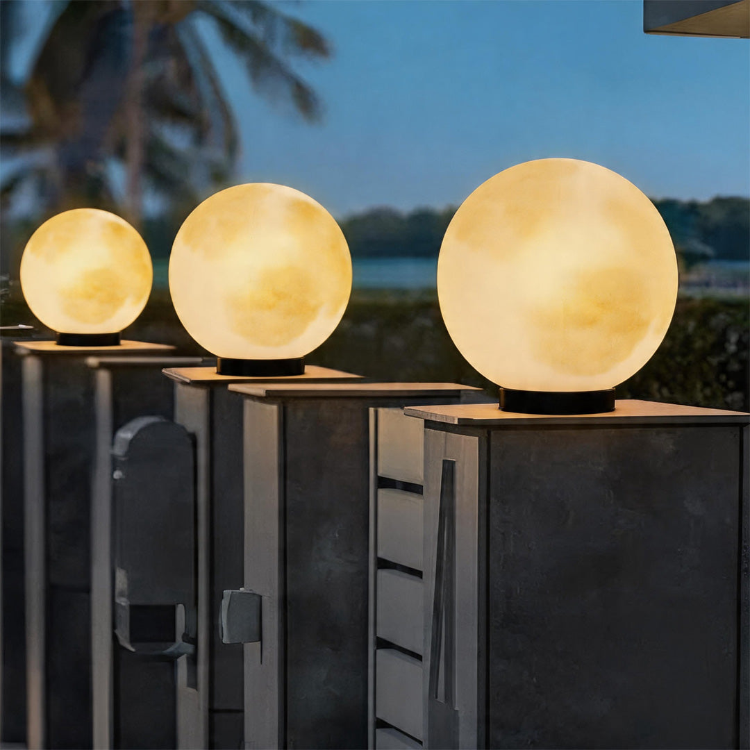 Artemis Moon Globe Post Light | Ventumra