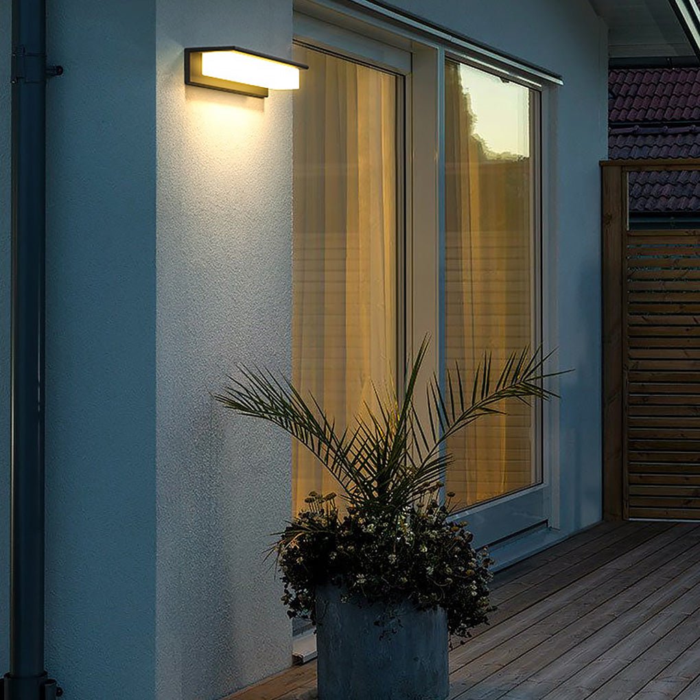 Seraphelle Architectural LED Sconce | Ventumra