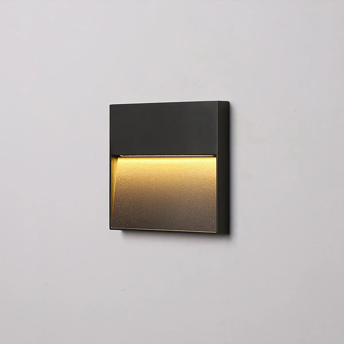 Round Or Square Outdoor Waterproof Wall Light | Ventumra