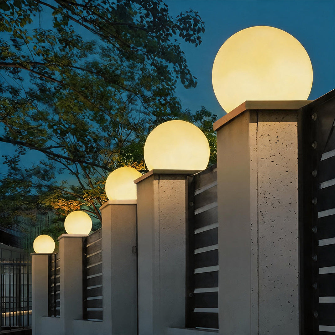 Artemis Moon Globe Post Light | Ventumra